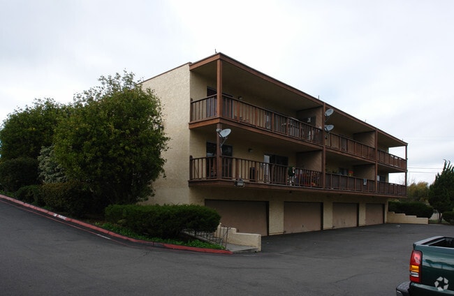 Primary Photo - Tiffany Apartments
