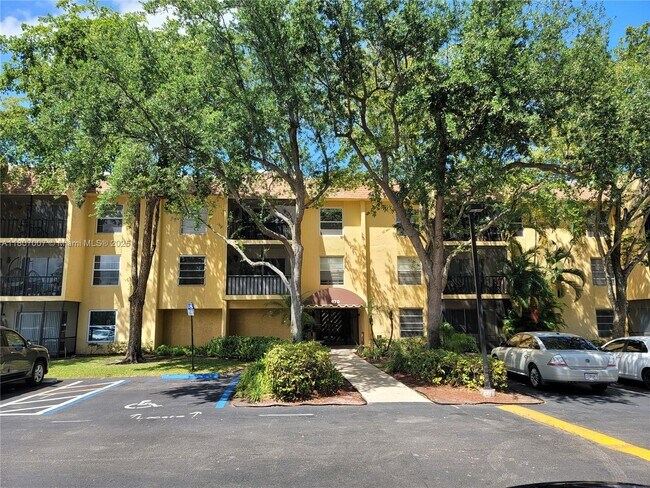 Primary Photo - 470 NW 20th St