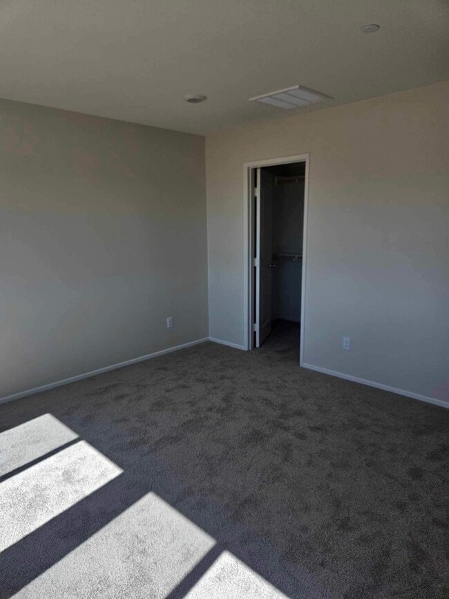 Building Photo - 8532 Woodrose St