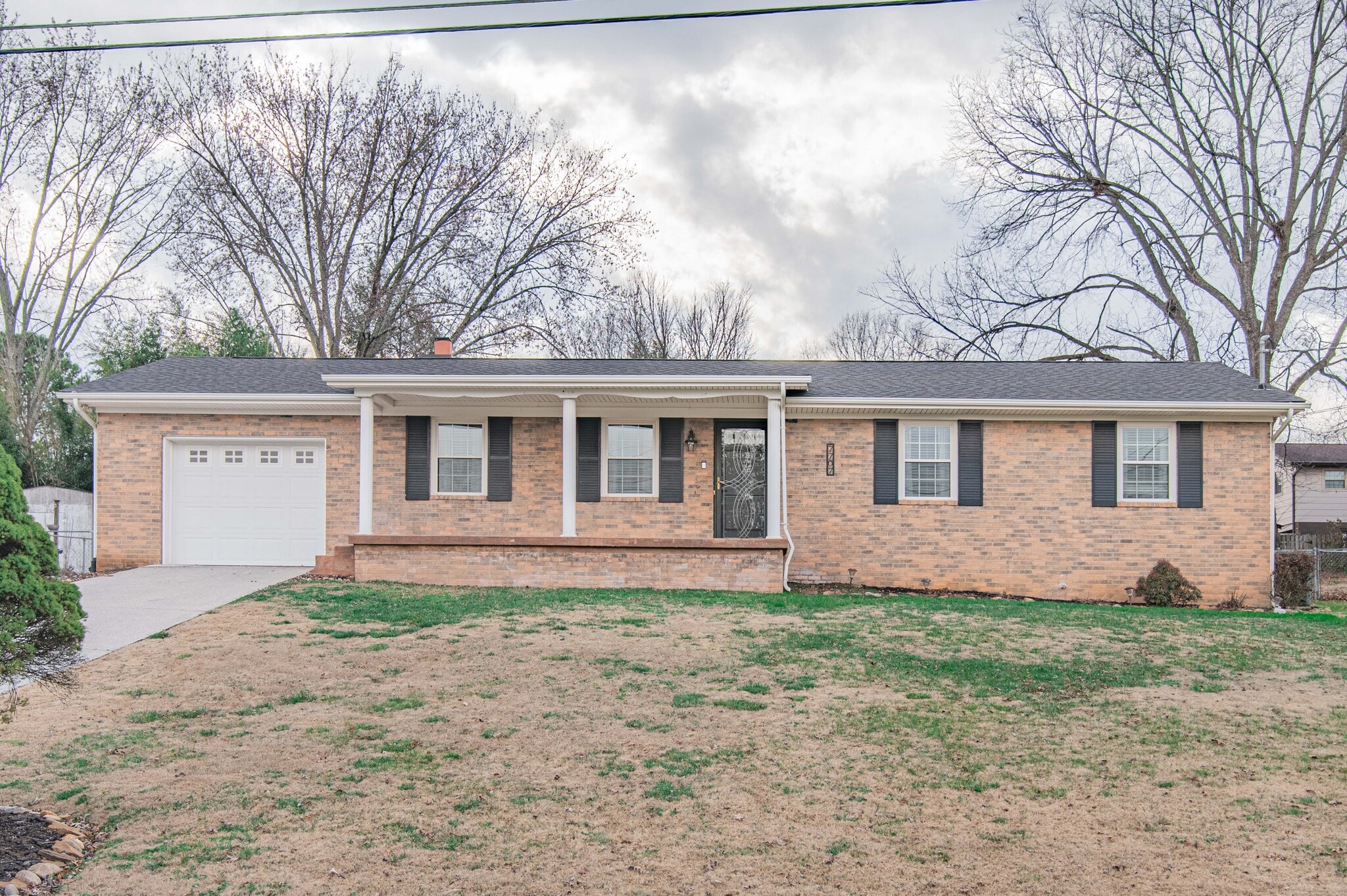 Building Photo - 7707 Windsong Rd