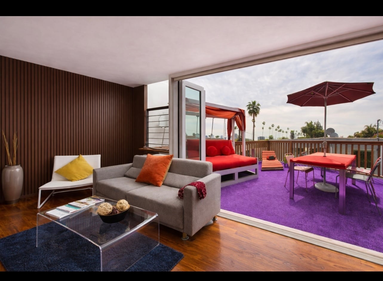 Building Photo - 8665 Clifton Way