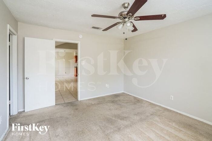 Building Photo - 7603 Stamen Dr