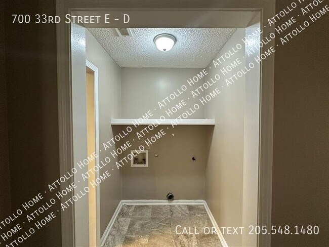 Building Photo - 700 E 33rd St