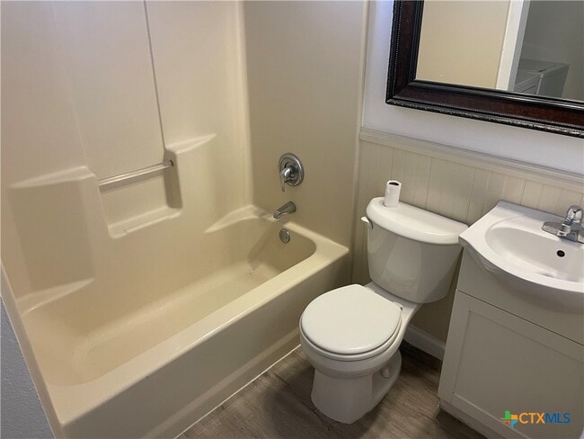 Building Photo - 761 Geronimo Dr