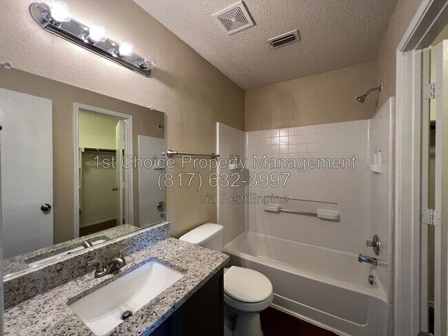 Building Photo - 4888 Parkview Hills Ln
