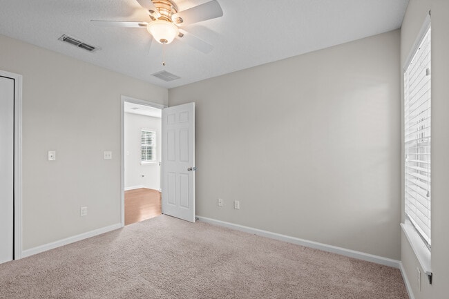 Building Photo - 4187 Quail Dr