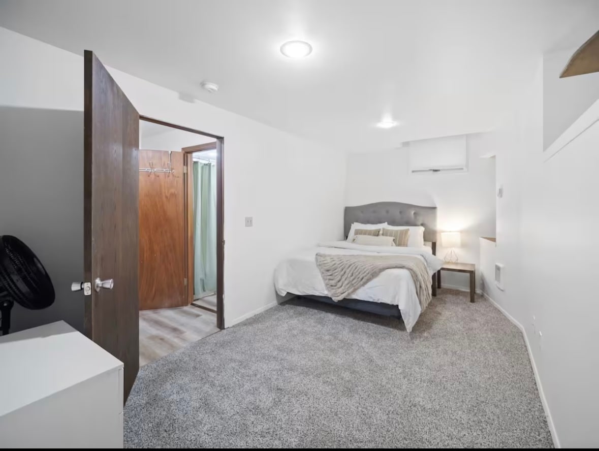 Bedroom 2 - 2117 W Riverside Ave