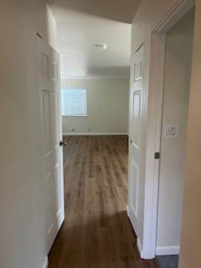Building Photo - Excellent 3 bed 2 Bath Home