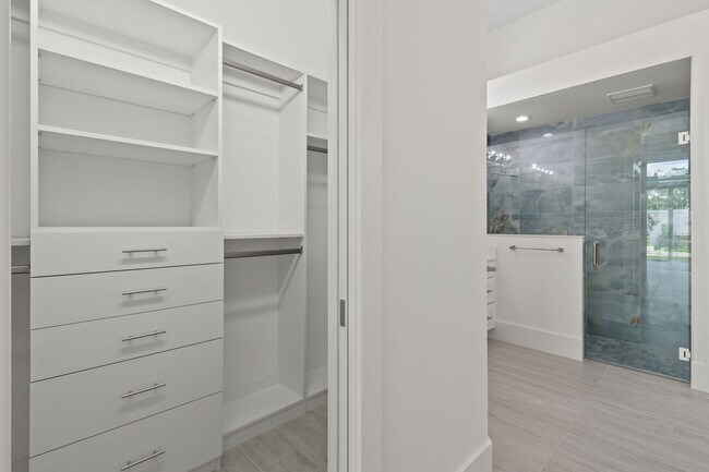 Building Photo - 118 Coral Cay Dr