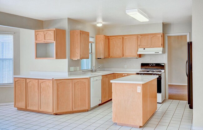 Building Photo - 7408 Big Bend Dr