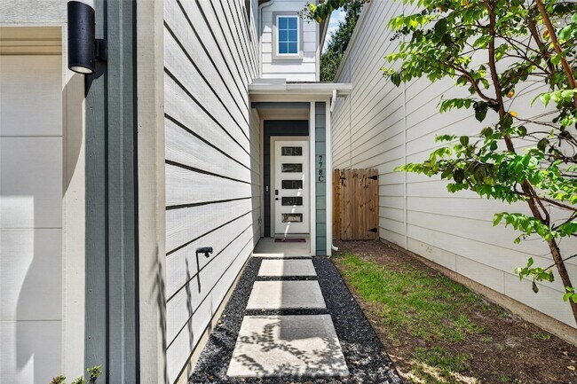 Building Photo - 778 W Tidwell Road #C C
