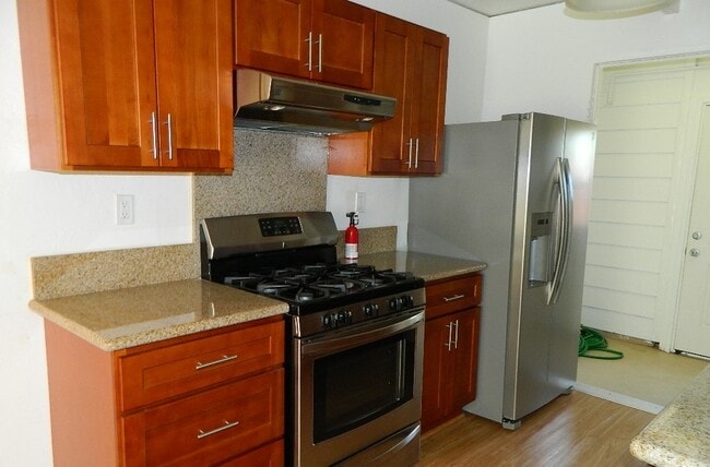 Building Photo - Nanakuli Townhome