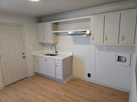 Building Photo - 2520 16th Ave