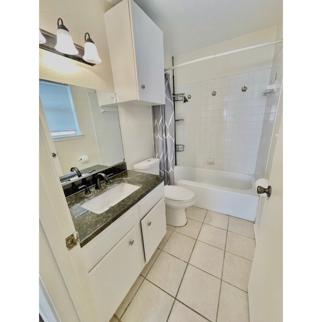 Master Bathroom - 2915 Eagle Rdg