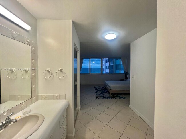 Building Photo - 7135 Collins Ave