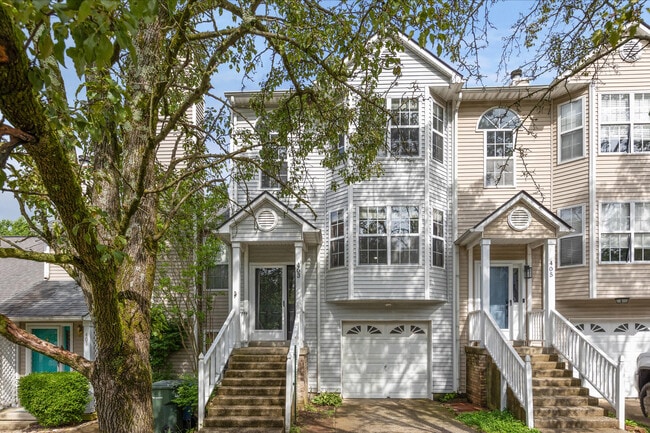Building Photo - 403 Windfield Pl