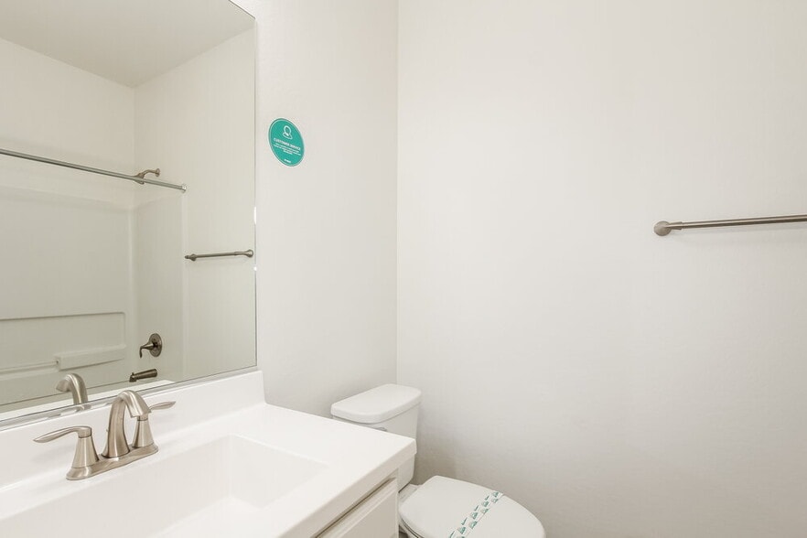 Building Photo - 1287 N 166th Ave