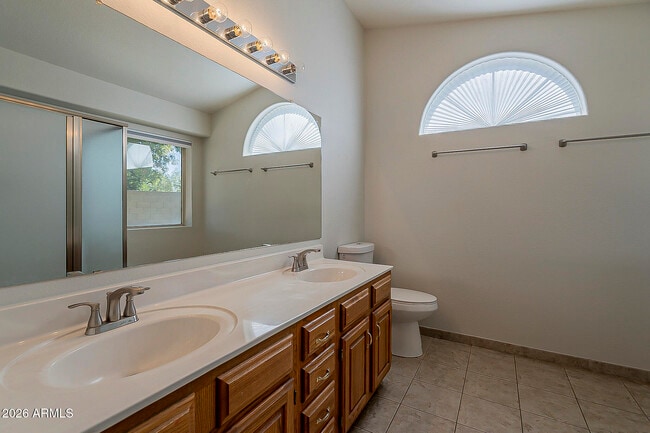 Building Photo - 8844 W Cavalier Dr