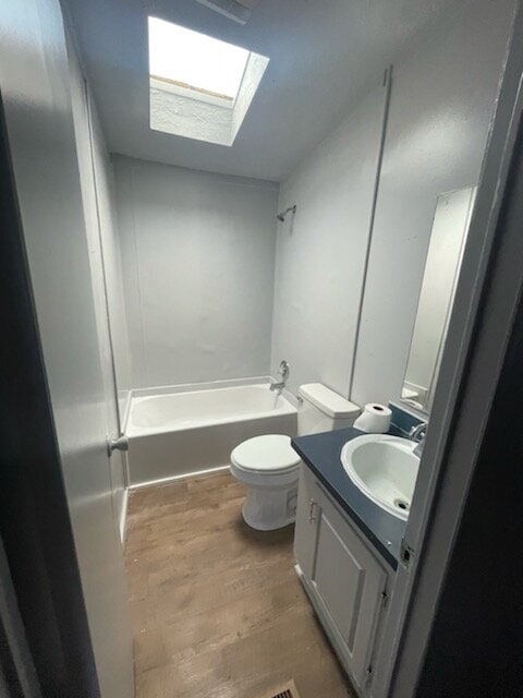 Building Photo - 2 bedroom 1 bath mobile home