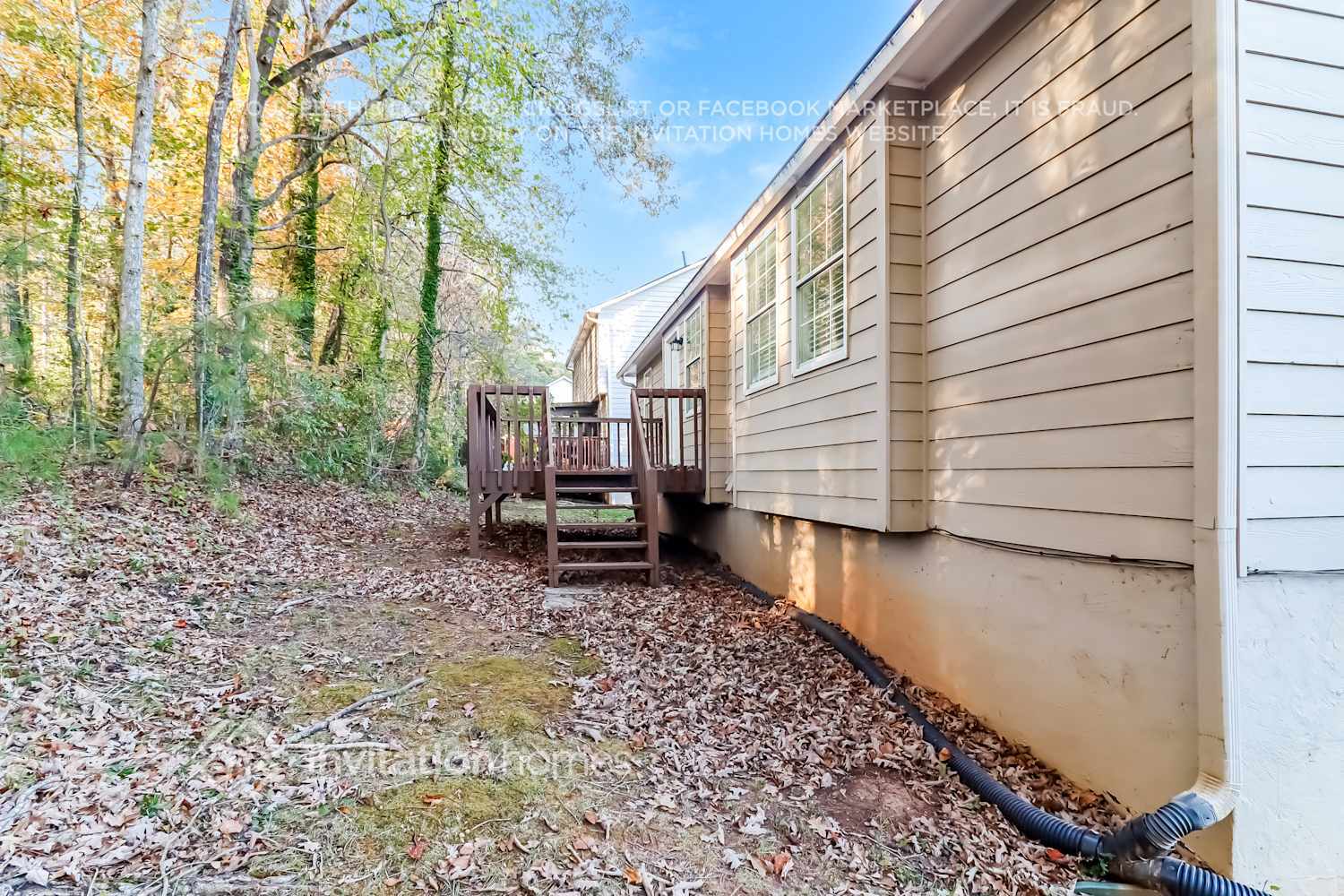 Building Photo - 1965 Sandcreek Dr SW