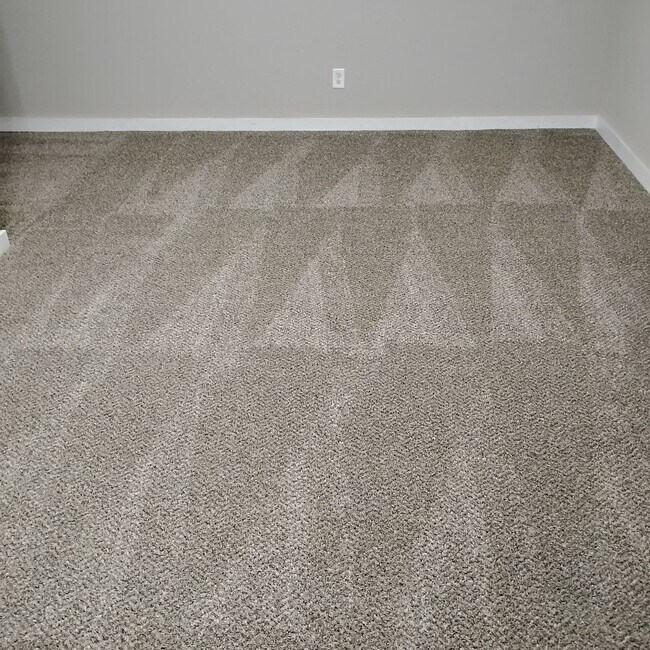 Building Photo - 217 Perrin Ave