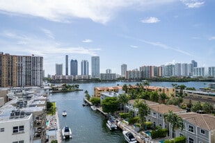 Building Photo - Aquarius By The Sea