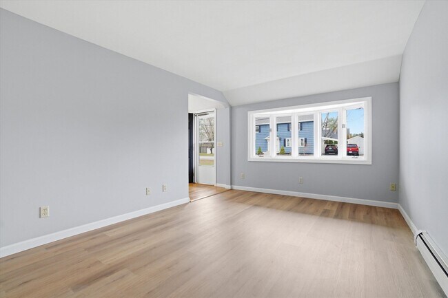 Building Photo - 14 Plummer Rd