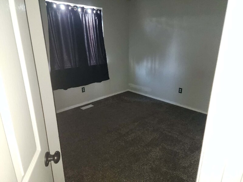 Building Photo - 2510 Sea Breeze St