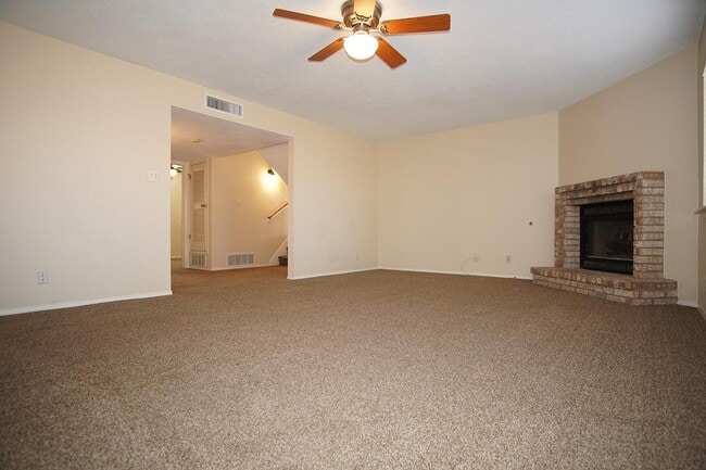 Building Photo - 2045 Pueblo Nuevo Cir