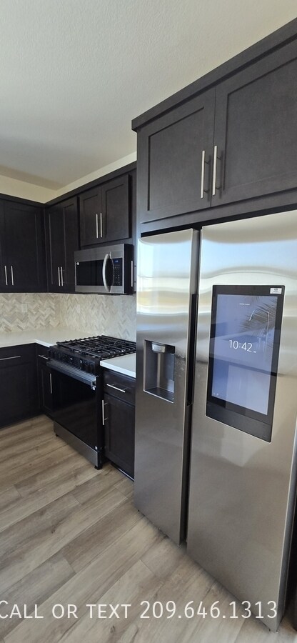 Building Photo - 1695 Placer Pl