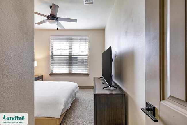 Building Photo - 3235 Heritage Trl