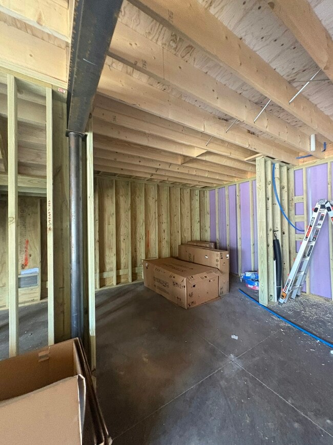 Building Photo - 1109 S Webster Ave