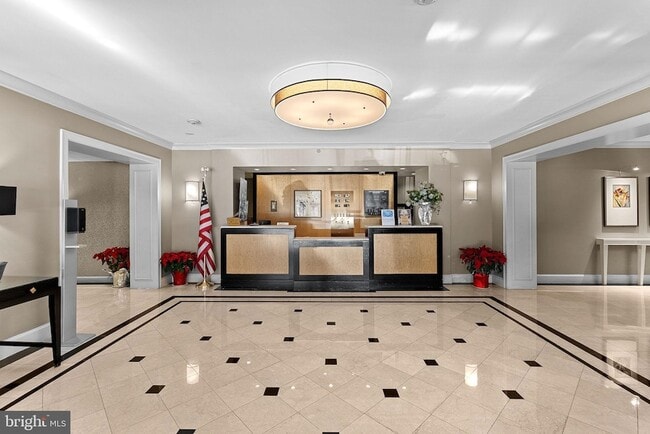 Building Photo - 4601 N Park Ave