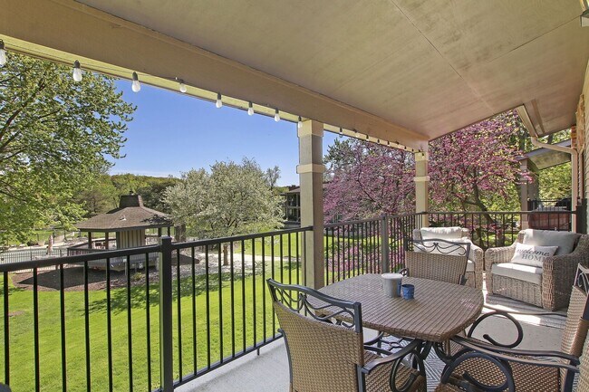 Building Photo - 36D Abbey Villa Circle