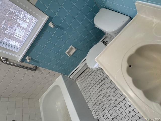 Building Photo - 10 Balder Ct