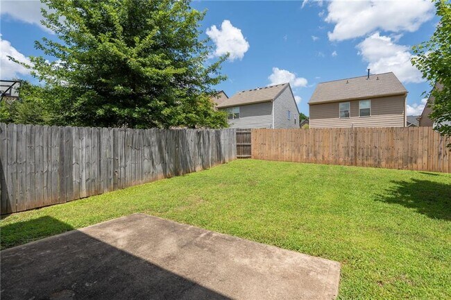 Building Photo - 565 Dasheill Ln