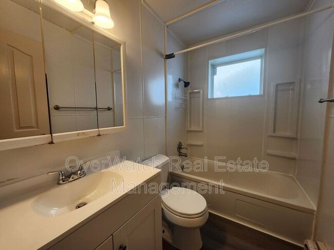 Building Photo - 3103 Eide St