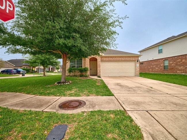 Building Photo - 1426 S Maple Dr