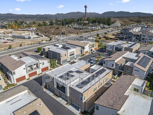 Building Photo - 26912 W Winding Trail Ct