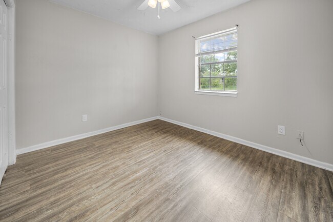 Building Photo - 12023 Joni Dr