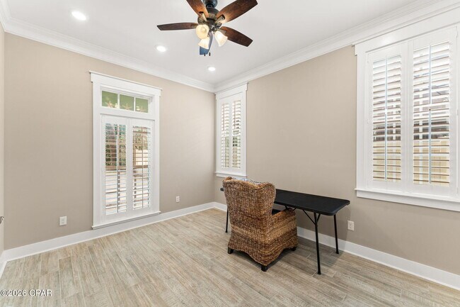 Building Photo - 3816 Mariner Dr