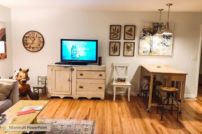 Building Photo - 3 br, 1 bath House - 4805 Merrill Lane