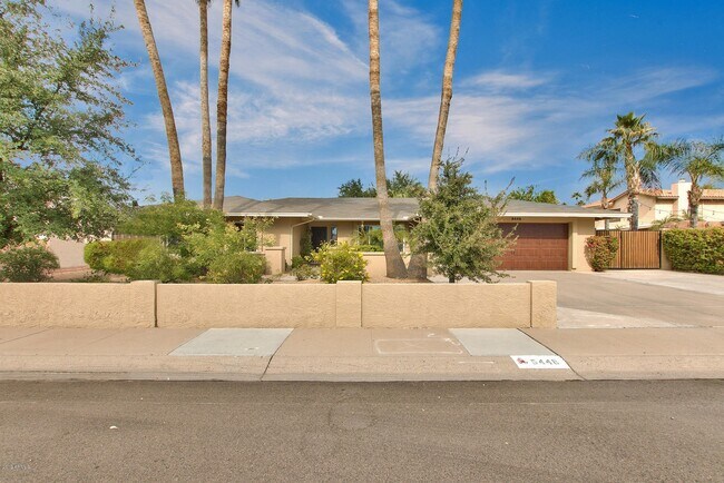 Primary Photo - 5448 E Beck Ln