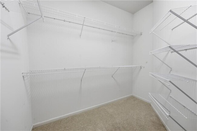 Building Photo - 179 Grandmar Chase