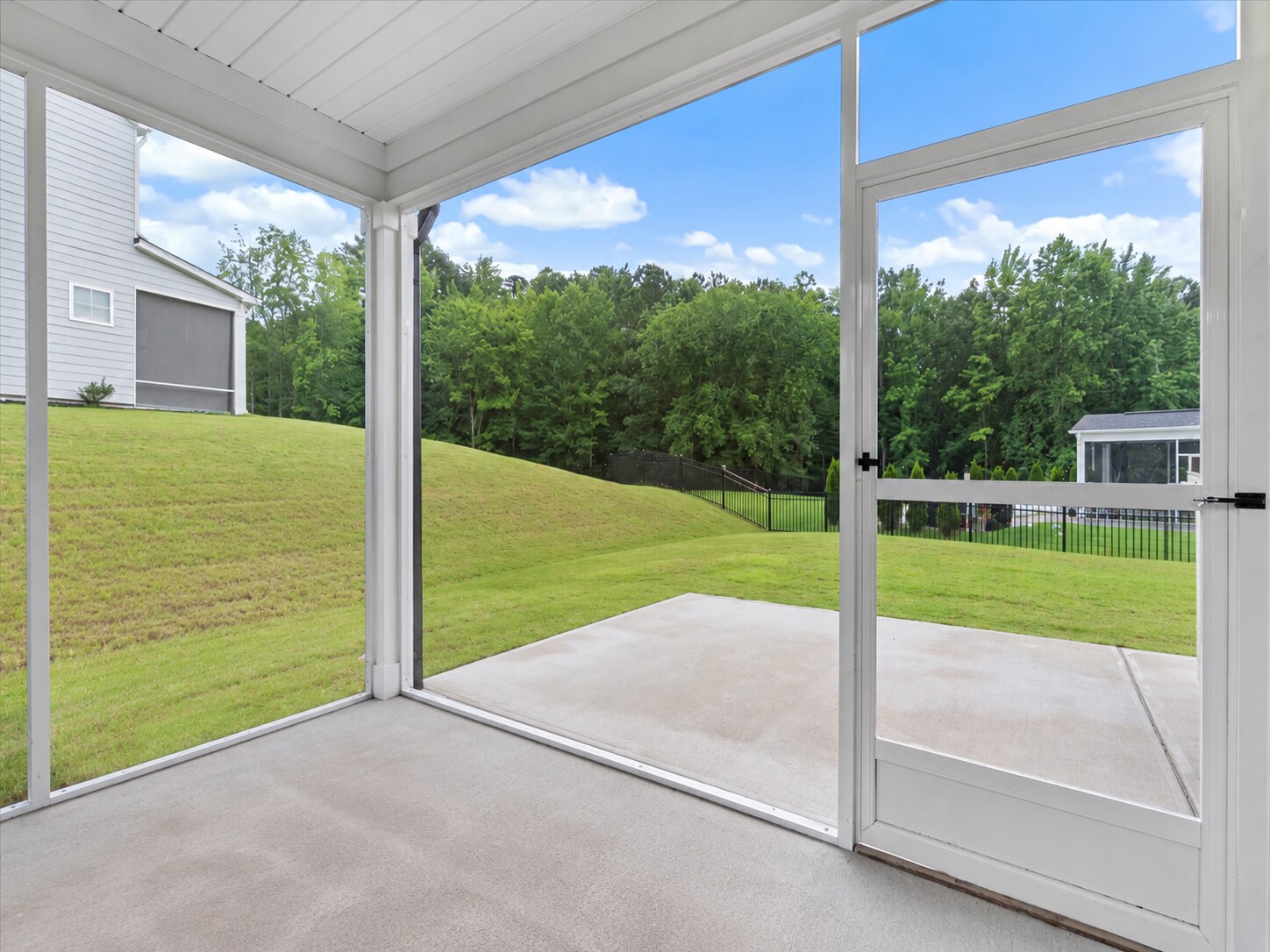 Building Photo - 736 Precipice Way