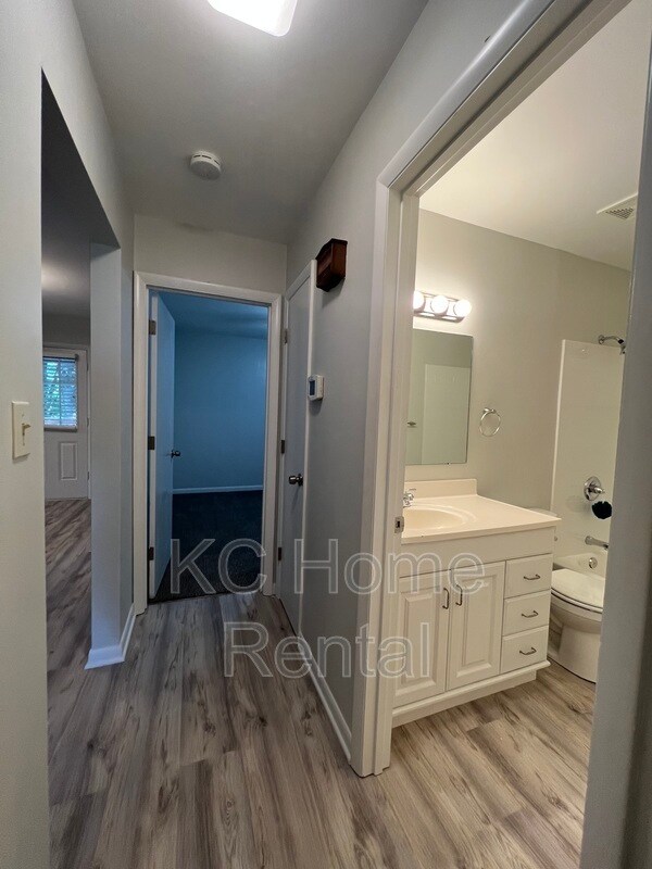 Building Photo - 506 Santa Fe St