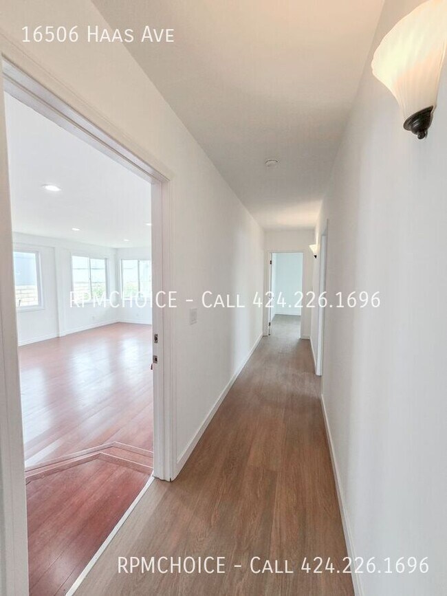 Building Photo - 16506 Haas Ave