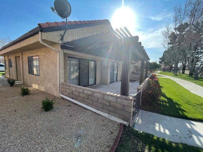 Building Photo - Jess Ranch- 55+ Gated Senior Citizen Community, Refurbished 2 Bedrooms, 2 Bathrooms,  Appliances ...