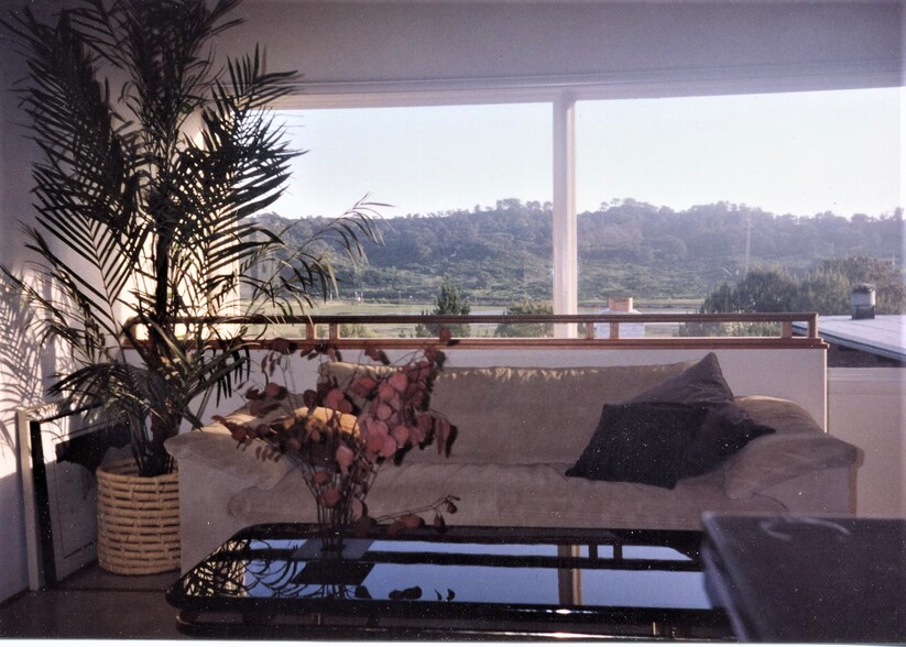 Living room with view - 2557 Via Merano
