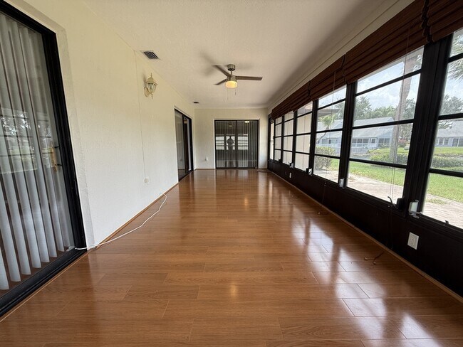 Building Photo - 3424 51st Ave Cir W